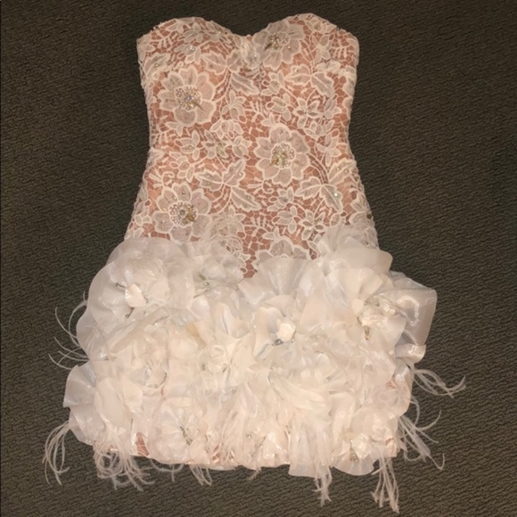 JOVANI FORMAL DRESS - Picture 2 of 7